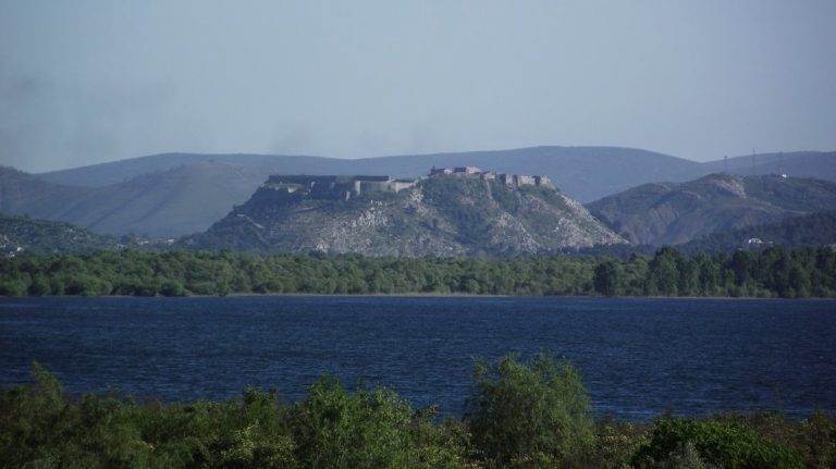 Скадар – бунтовен и млад