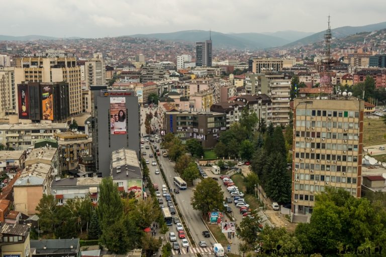 Падна косовската влада – Брисел загрижен, Бундестагот бара итно формирање нова влада