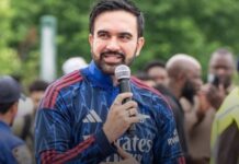 Американски политичари навиваат за други репрезентации на Светското првенство, навивачите бесни
